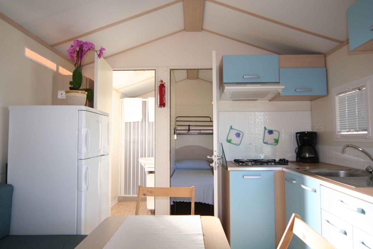 Mobilehomes In Pieve Vecchia - Norditalienische Seen 22044 Manerba del Garda Exterior photo