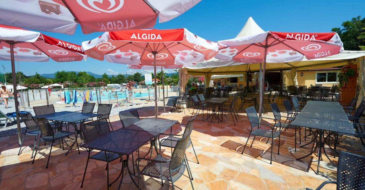 Mobilehomes In Pieve Vecchia - Norditalienische Seen 22044 Manerba del Garda Exterior photo